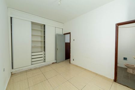 Casa à venda com 220m², 3 quartos e 1 vagaQUARTO3