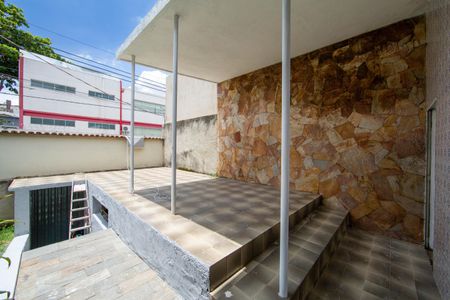 Casa à venda com 220m², 3 quartos e 1 vagaAREA EXTERNA