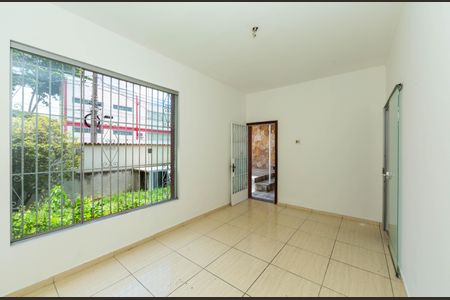 SALA de casa para alugar com 3 quartos, 220m² em Carlos Prates, Belo Horizonte