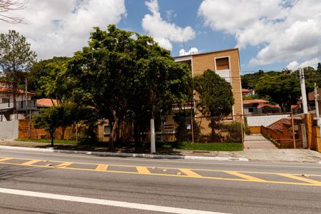 Apartamento para alugar com 124m², 3 quartos e 2 vagas Apartamento para alugar com 124m², 3 quartos e 2 vagasFachada