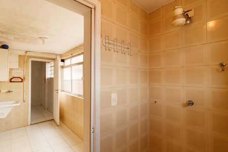 Apartamento para alugar com 124m², 3 quartos e 2 vagas Apartamento para alugar com 124m², 3 quartos e 2 vagasBanheiro de serviço