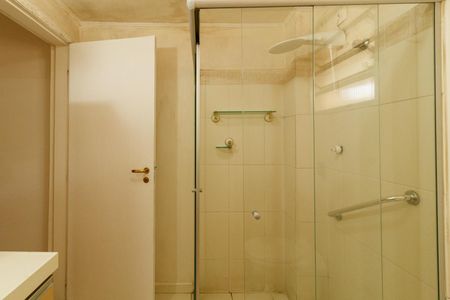 Apartamento para alugar com 124m², 3 quartos e 2 vagas Apartamento para alugar com 124m², 3 quartos e 2 vagasBanheiro