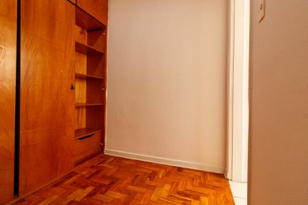 Apartamento para alugar com 124m², 3 quartos e 2 vagas Apartamento para alugar com 124m², 3 quartos e 2 vagasQuarto de Serviço