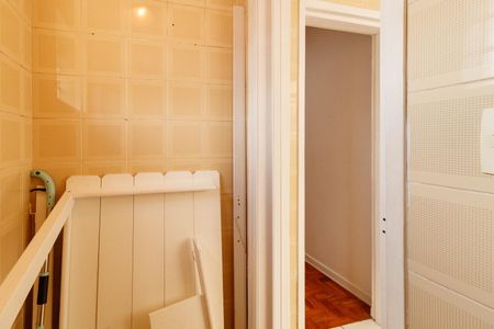 Apartamento para alugar com 124m², 3 quartos e 2 vagas Apartamento para alugar com 124m², 3 quartos e 2 vagasBanheiro de serviço