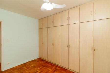 Apartamento para alugar com 124m², 3 quartos e 2 vagas Apartamento para alugar com 124m², 3 quartos e 2 vagasQuarto 2