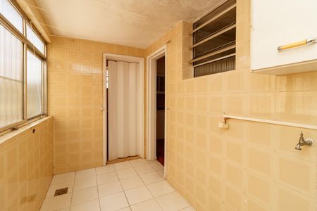 Apartamento para alugar com 124m², 3 quartos e 2 vagas Apartamento para alugar com 124m², 3 quartos e 2 vagasÁrea de Serviço