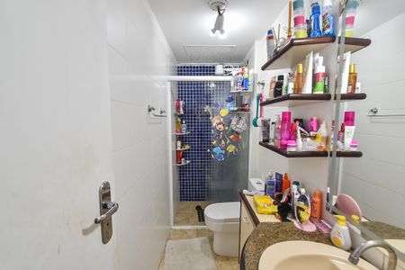 Apartamento para alugar com 73m², 3 quartos e 1 vaga Apartamento para alugar com 73m², 3 quartos e 1 vagaBanheiro