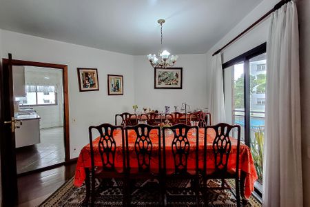 Sala de apartamento à venda com 3 quartos, 142m² em Vila Monumento, São Paulo