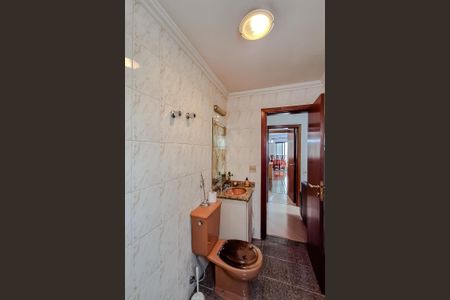 Apartamento à venda com 142m², 3 quartos e 3 vagasBanheiro da Suíte 1