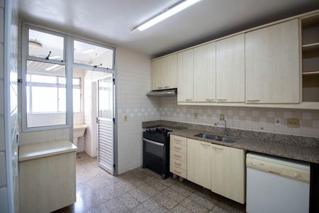Apartamento à venda com 140m², 3 quartos e 3 vagasCozinha 