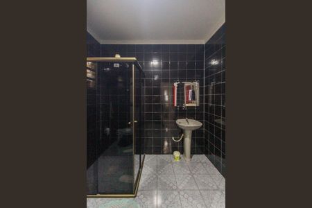 Casa para alugar com 180m², 2 quartos e 2 vagasBanheiro da Suíte