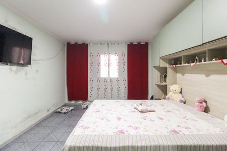 Casa para alugar com 180m², 2 quartos e 2 vagasQuarto 2 - Suíte