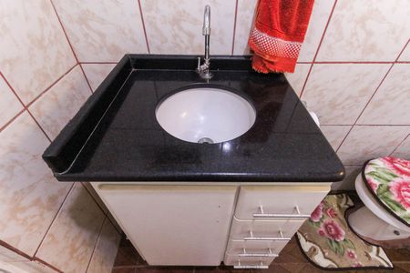 Casa para alugar com 180m², 2 quartos e 2 vagasBanheiro Social