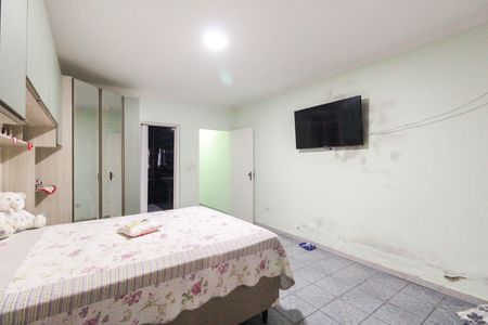 Casa para alugar com 180m², 2 quartos e 2 vagasQuarto 2 - Suíte