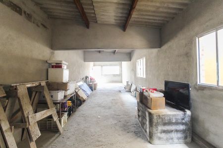 Casa para alugar com 180m², 2 quartos e 2 vagasSalão 