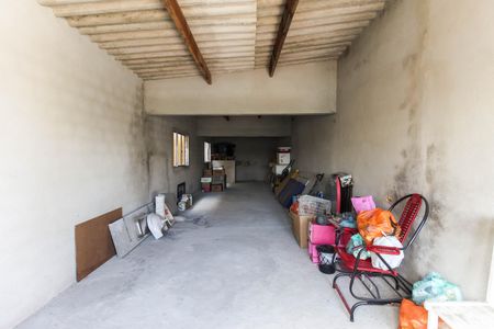 Casa para alugar com 180m², 2 quartos e 2 vagasSalão 