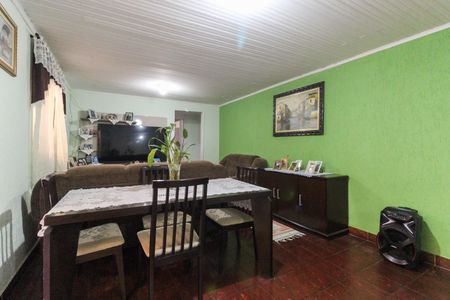Sala de casa para alugar com 3 quartos, 180m² em Jardim das Oliveiras, São Paulo
