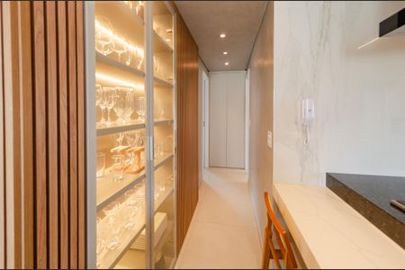 Apartamento à venda com 74m², 2 quartos e 2 vagas Apartamento à venda com 74m², 2 quartos e 2 vagasCorredor