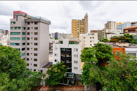Vista de apartamento à venda com 2 quartos, 74m² em Cruzeiro, Belo Horizonte