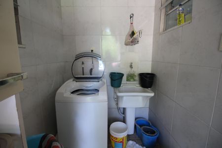 Casa de condomínio para alugar com 240m², 4 quartos e 3 vagasÁrea de Serviço