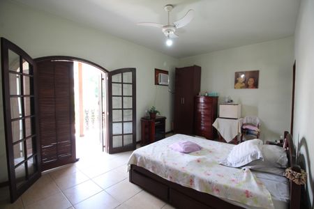 Casa de condomínio para alugar com 240m², 4 quartos e 3 vagasQuarto 3