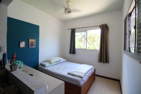 Casa de condomínio para alugar com 240m², 4 quartos e 3 vagasQuarto 4