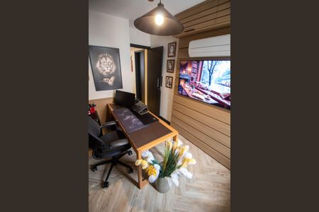 Apartamento à venda com 208m², 4 quartos e 4 vagas Apartamento à venda com 208m², 4 quartos e 4 vagasESCRITÓRIO 2 TÉRREO