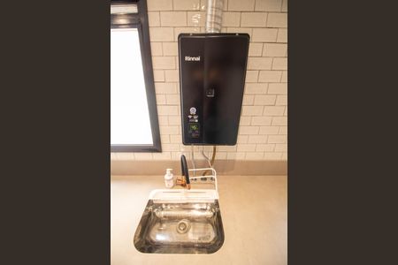 Apartamento à venda com 208m², 4 quartos e 4 vagas Apartamento à venda com 208m², 4 quartos e 4 vagasÁREA DE SERVIÇO