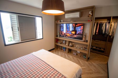 Apartamento à venda com 208m², 4 quartos e 4 vagas Apartamento à venda com 208m², 4 quartos e 4 vagasSUITE 1