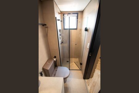 Apartamento à venda com 208m², 4 quartos e 4 vagas Apartamento à venda com 208m², 4 quartos e 4 vagasBANHEIRO DA SUITE 2