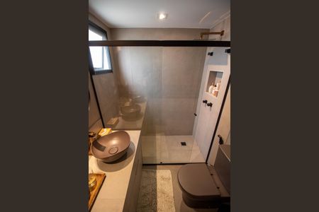 Apartamento à venda com 208m², 4 quartos e 4 vagas Apartamento à venda com 208m², 4 quartos e 4 vagasBANHEIRO DA SUITE 1