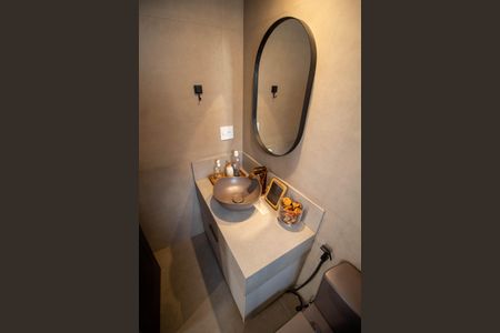 Apartamento à venda com 208m², 4 quartos e 4 vagas Apartamento à venda com 208m², 4 quartos e 4 vagasBANHEIRO DA SUITE 2