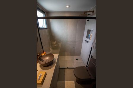 Apartamento à venda com 208m², 4 quartos e 4 vagas Apartamento à venda com 208m², 4 quartos e 4 vagasBANHEIRO DA SUITE 3 COBERTURA