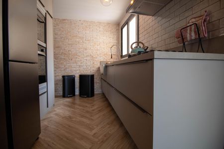 Apartamento à venda com 208m², 4 quartos e 4 vagas Apartamento à venda com 208m², 4 quartos e 4 vagasCOZINHA