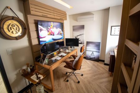 Apartamento à venda com 208m², 4 quartos e 4 vagas Apartamento à venda com 208m², 4 quartos e 4 vagasESCRITÓRIO COBERTURA