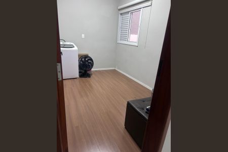Quarto de apartamento à venda com 2 quartos, 80m² em Vila Sacadura Cabral, Santo André