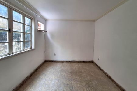 Quarto 1 de casa para alugar com 4 quartos, 239m² em Serra Grande, Niterói