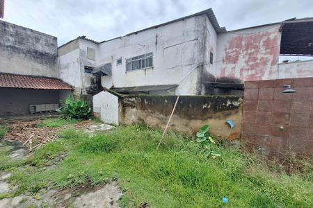 Casa à venda com 239m², 4 quartos e 2 vagasQuintal