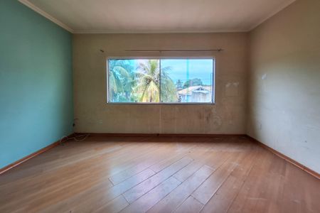 Casa à venda com 239m², 4 quartos e 2 vagasQuarto 4