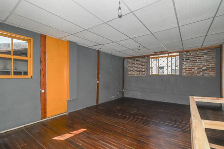 Quarto de casa para alugar com 1 quarto, 80m² em São Geraldo, Porto Alegre