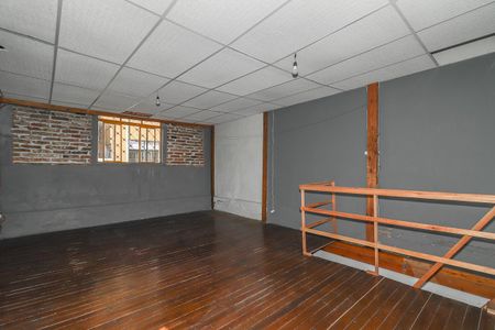 Quarto de casa para alugar com 1 quarto, 80m² em São Geraldo, Porto Alegre