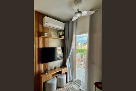 Sala de apartamento para alugar com 2 quartos, 45m² em Vila Guarani (Zona Sul), São Paulo