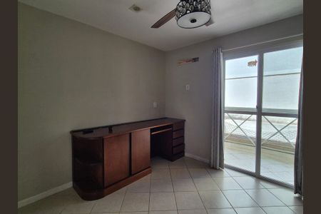 Casa de condomínio à venda com 119m², 4 quartos e 1 vagaSuíte 2