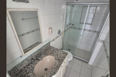 Casa de condomínio à venda com 119m², 4 quartos e 1 vagaBanheiro 