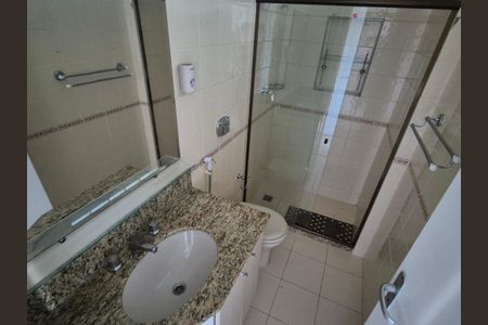 Casa de condomínio à venda com 119m², 4 quartos e 1 vagaBanheiro 