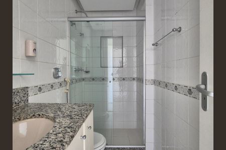 Casa de condomínio à venda com 119m², 4 quartos e 1 vagaBanheiro 