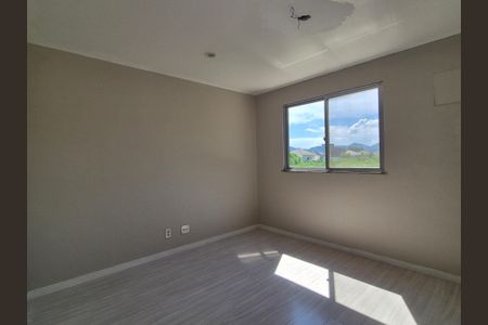 Suíte  de casa de condomínio à venda com 4 quartos, 119m² em Vargem Pequena, Rio de Janeiro