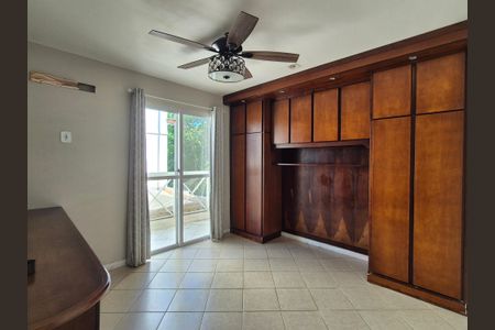 Casa de condomínio à venda com 119m², 4 quartos e 1 vagaSuíte 2