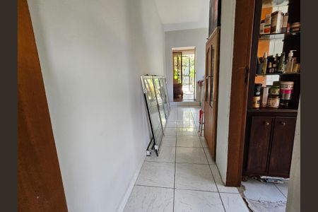 Casa à venda com 450m², 3 quartos e sem vagaCorredor
