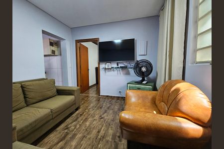 Sala de casa à venda com 3 quartos, 450m² em Vila das Belezas, São Paulo